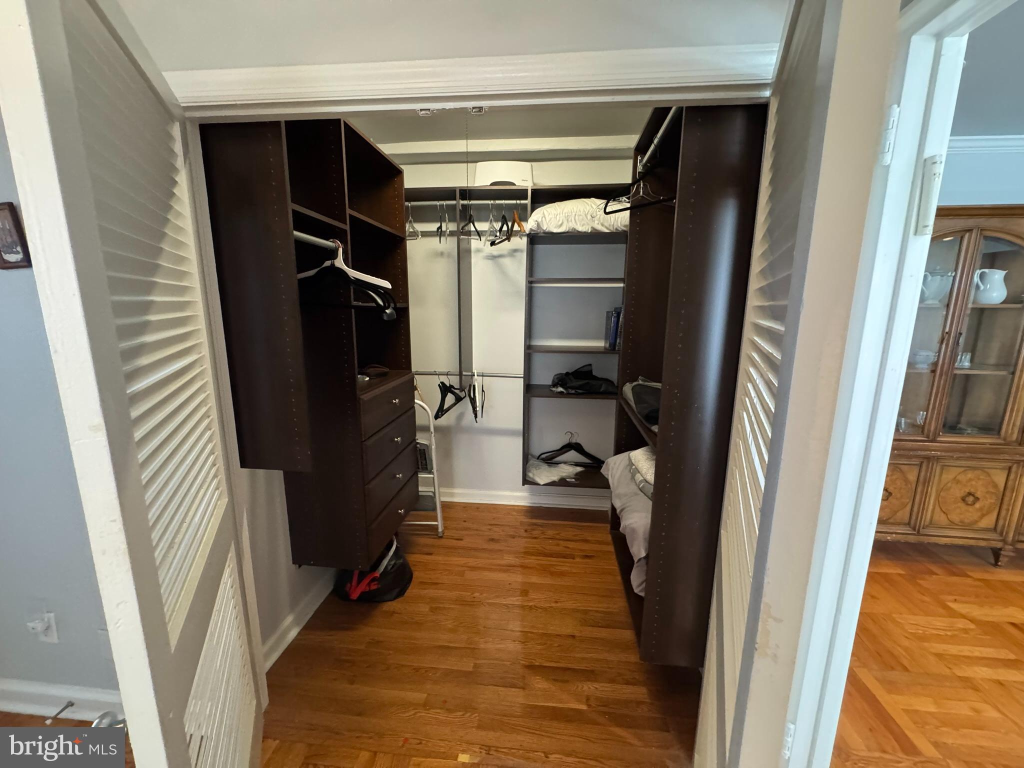 LATCHS LANE - Residential