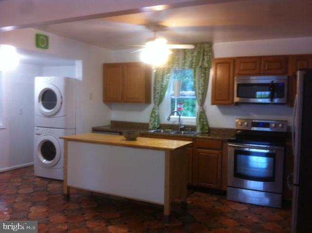 SHEPHERD HILLS - Residential Lease