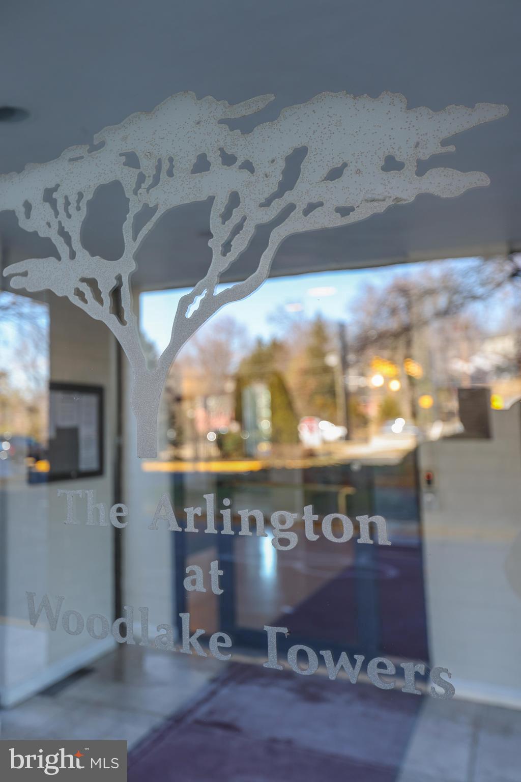 WOODLAKE TOWERS - Residential