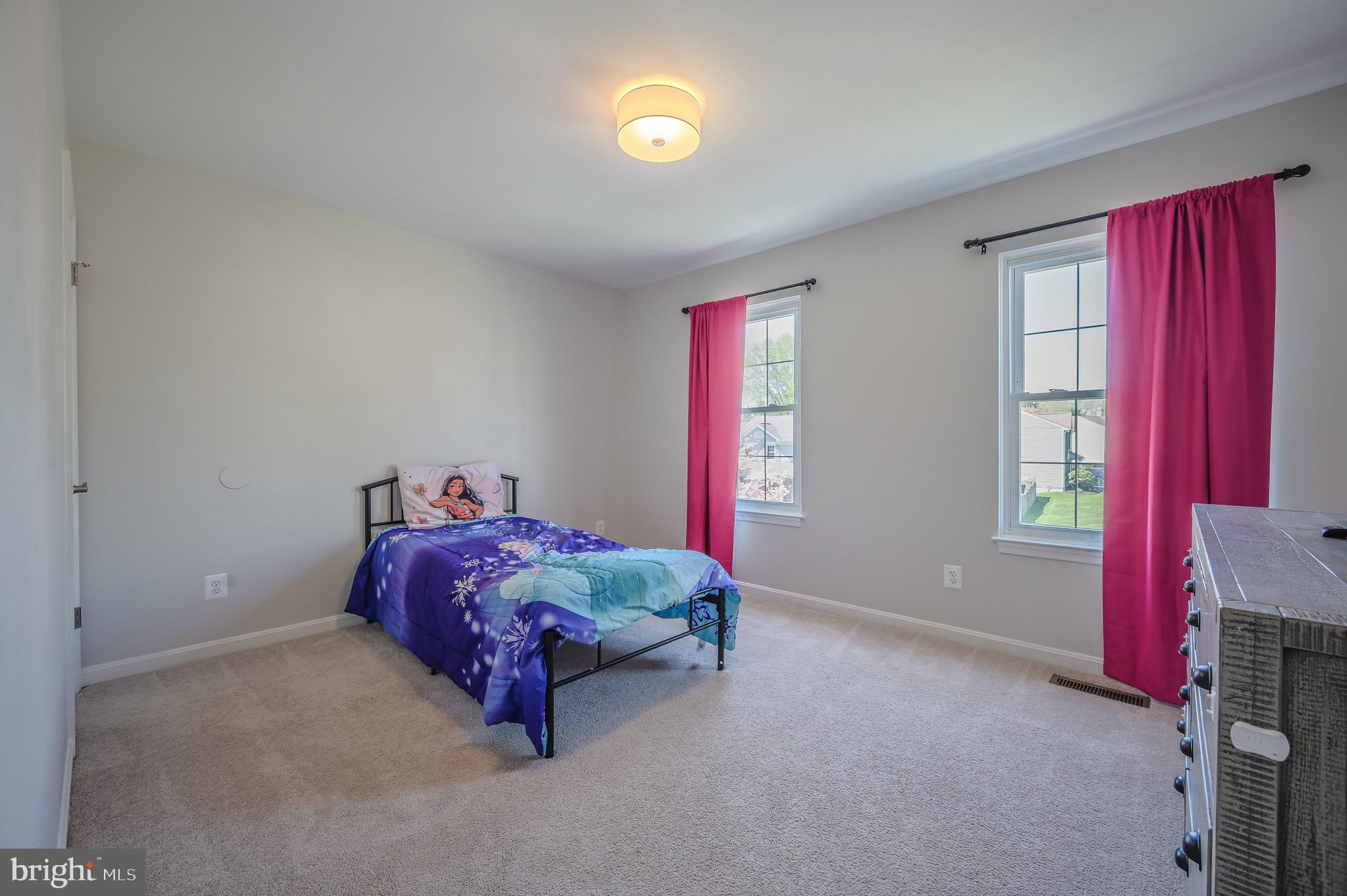 STRATFORD GLEN - Residential