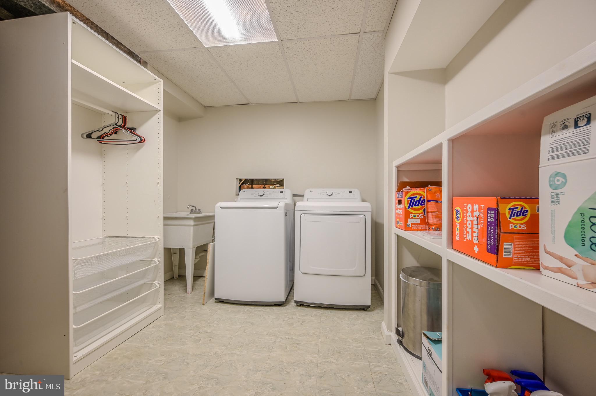 STRATFORD GLEN - Residential