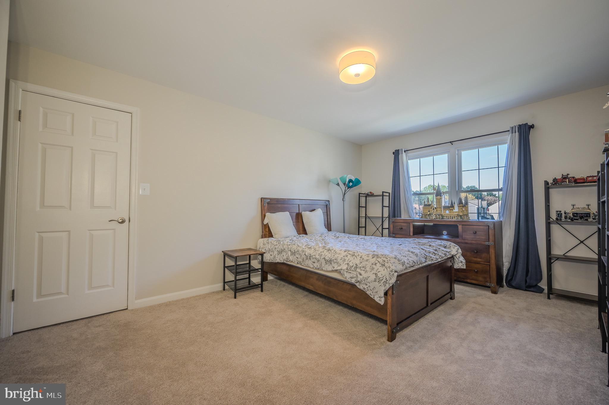 STRATFORD GLEN - Residential