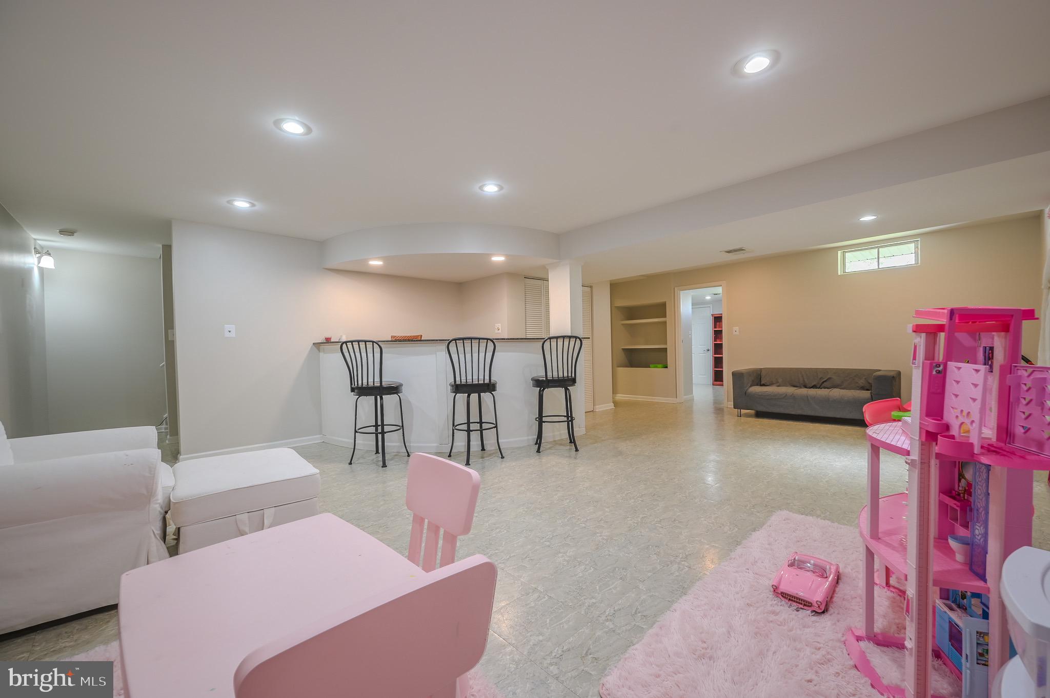 STRATFORD GLEN - Residential