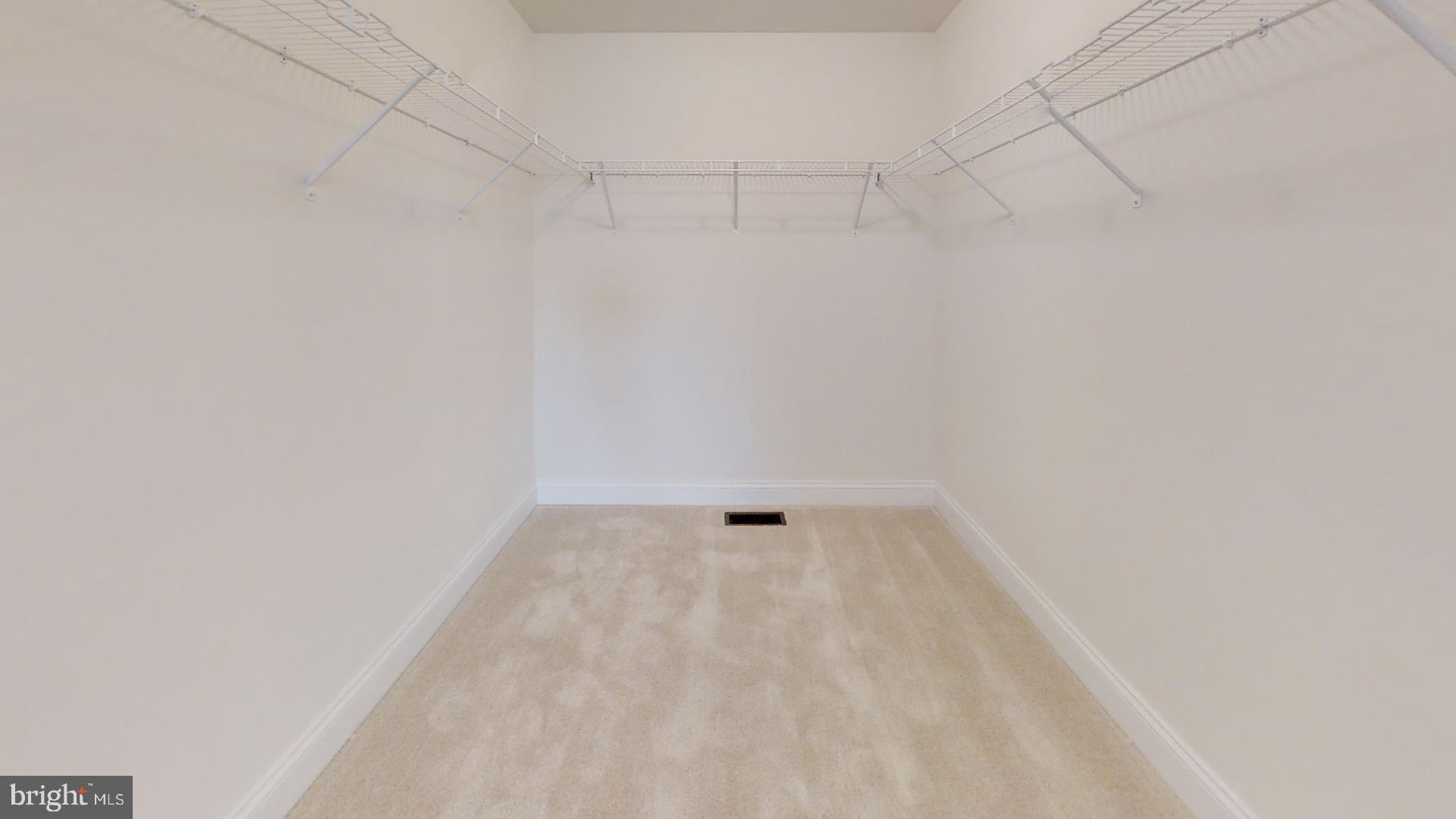 GARRISON LAKE GREE - Residential