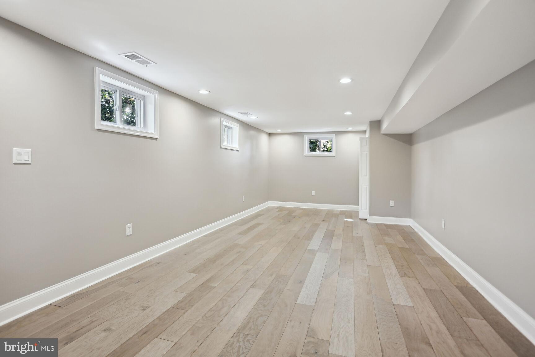 HILLCREST HEIGHTS - Residential