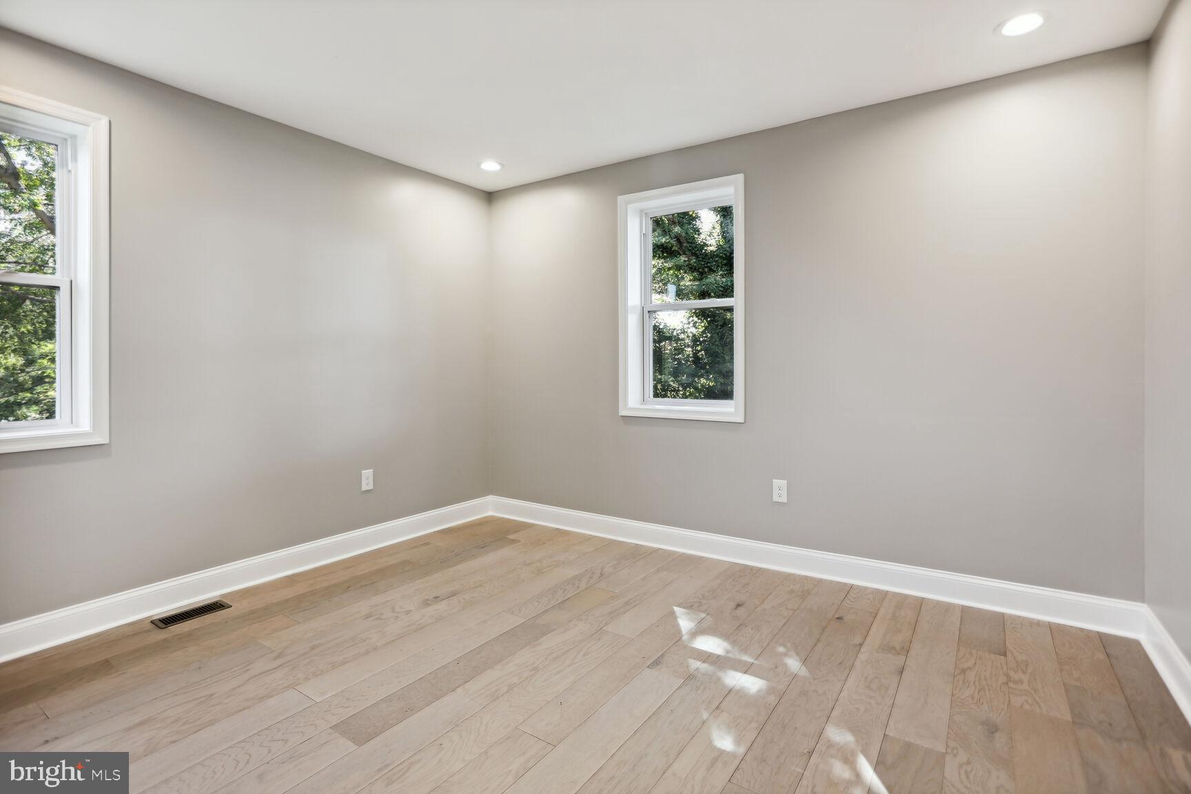 HILLCREST HEIGHTS - Residential