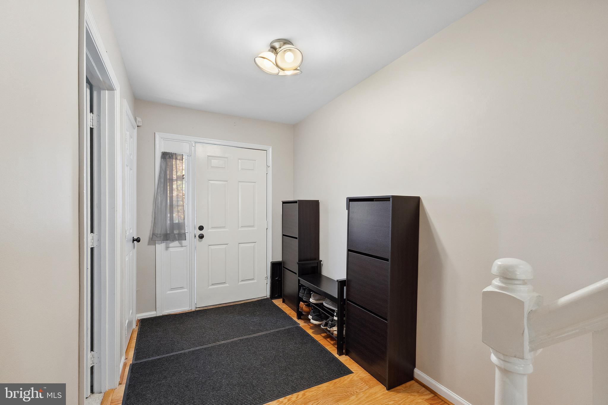 ASHBURN VILLAGE - Residential