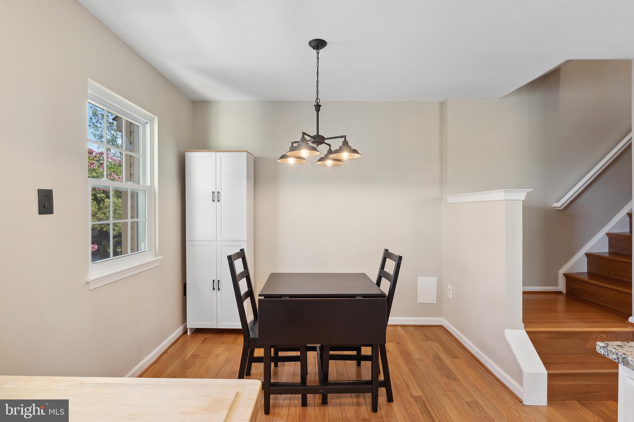 ASHBURN VILLAGE - Residential