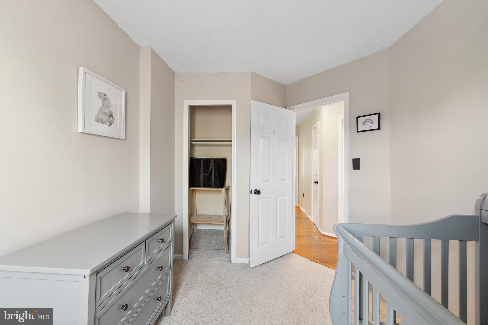 ASHBURN VILLAGE - Residential