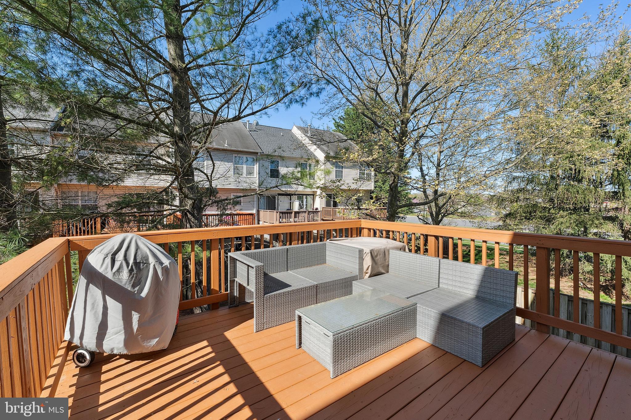 ASHBURN VILLAGE - Residential