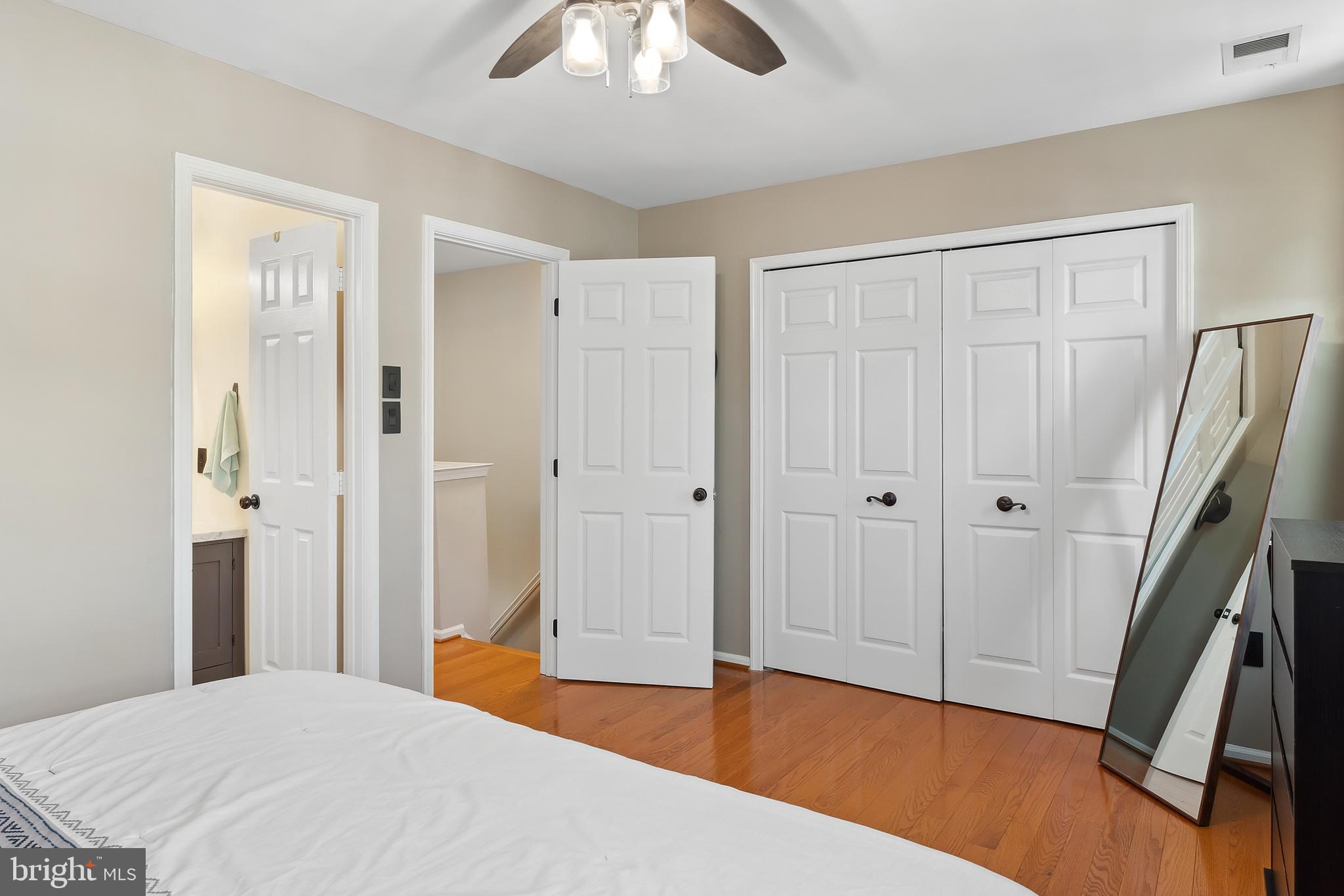 ASHBURN VILLAGE - Residential