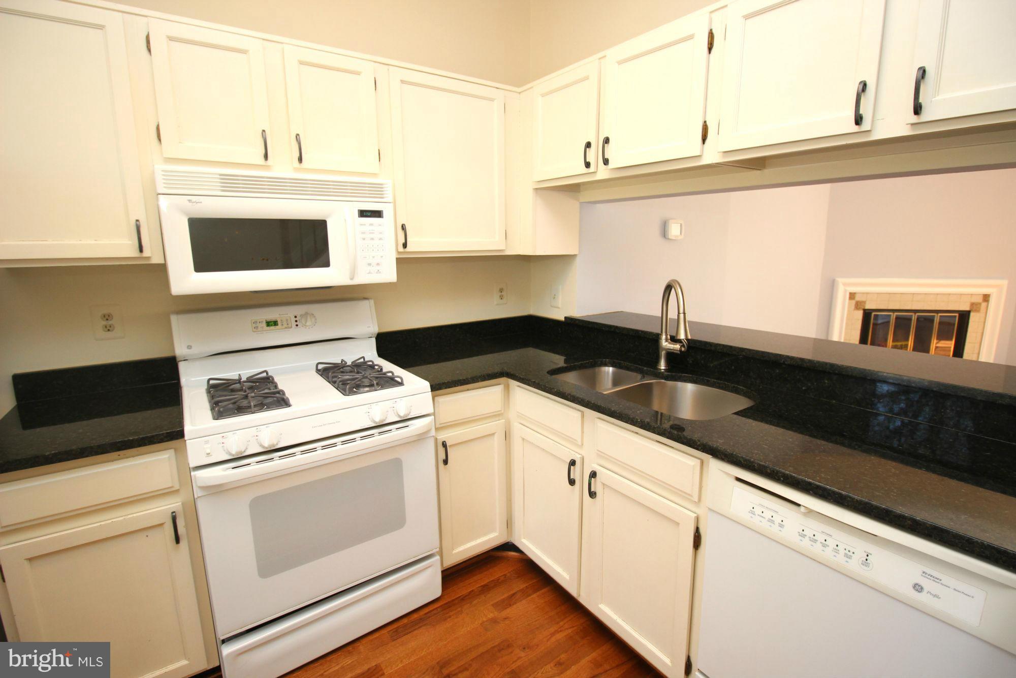 HIGHLAND MEWS - Residential