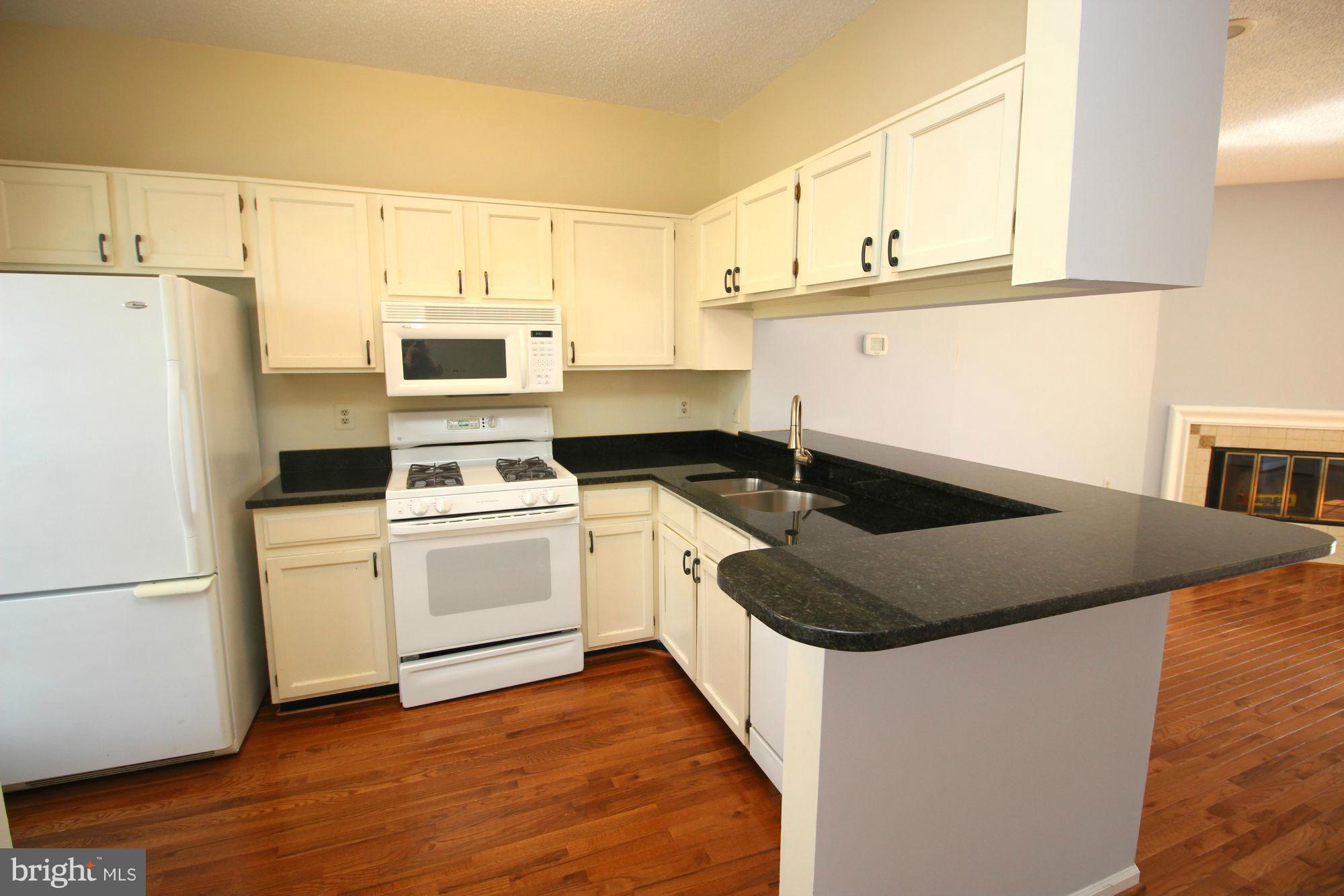 HIGHLAND MEWS - Residential