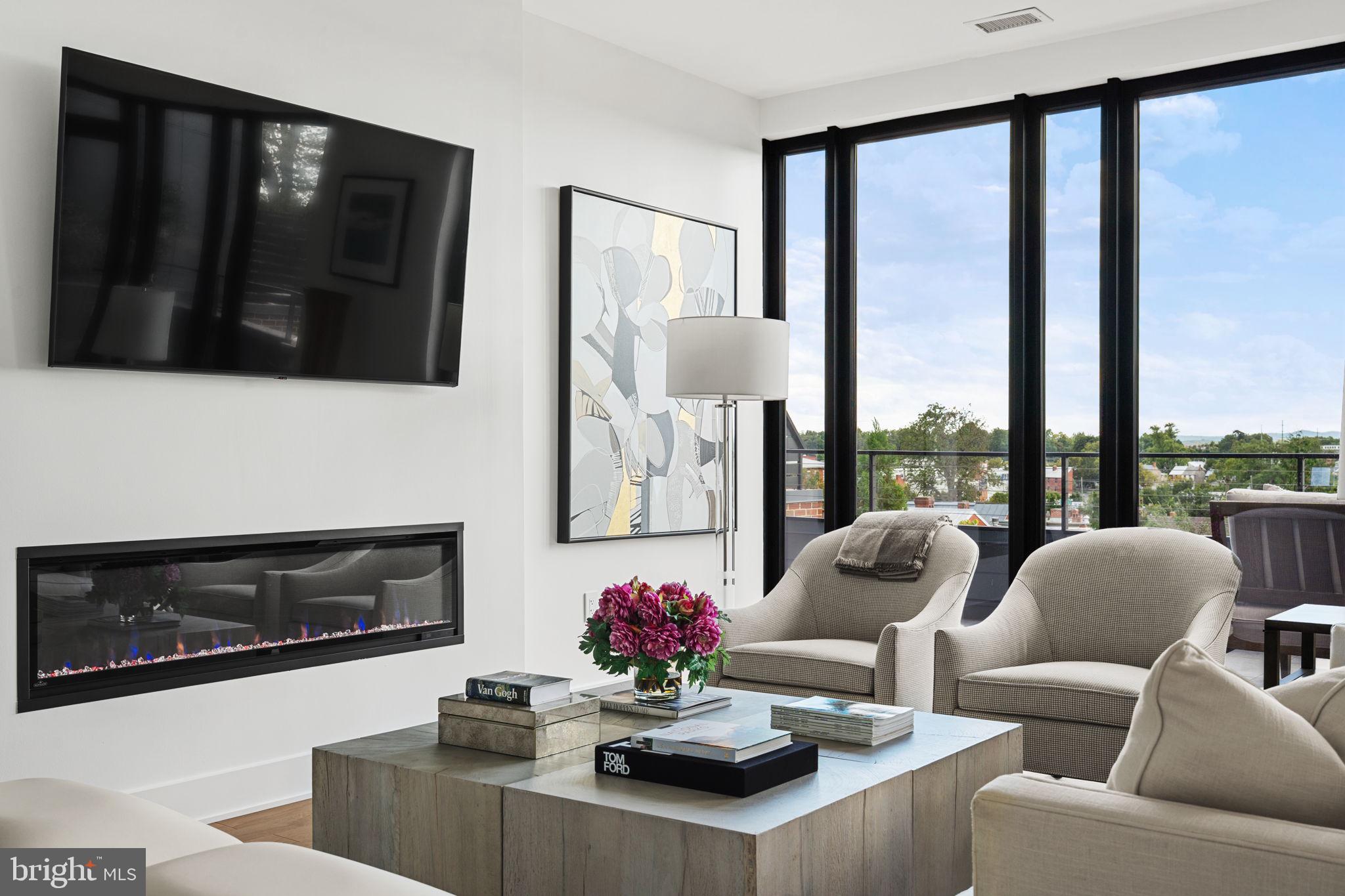 DOWNTOWN FREDERICK - Residential