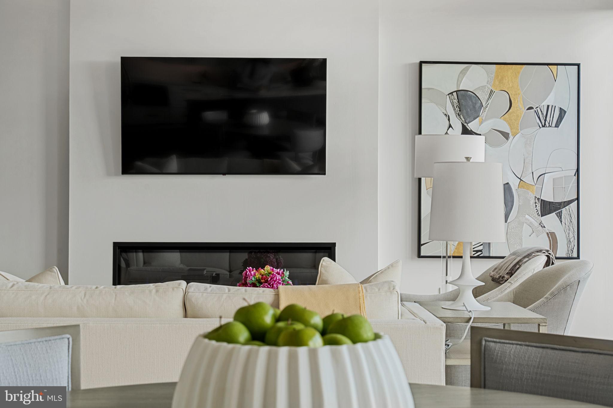 DOWNTOWN FREDERICK - Residential