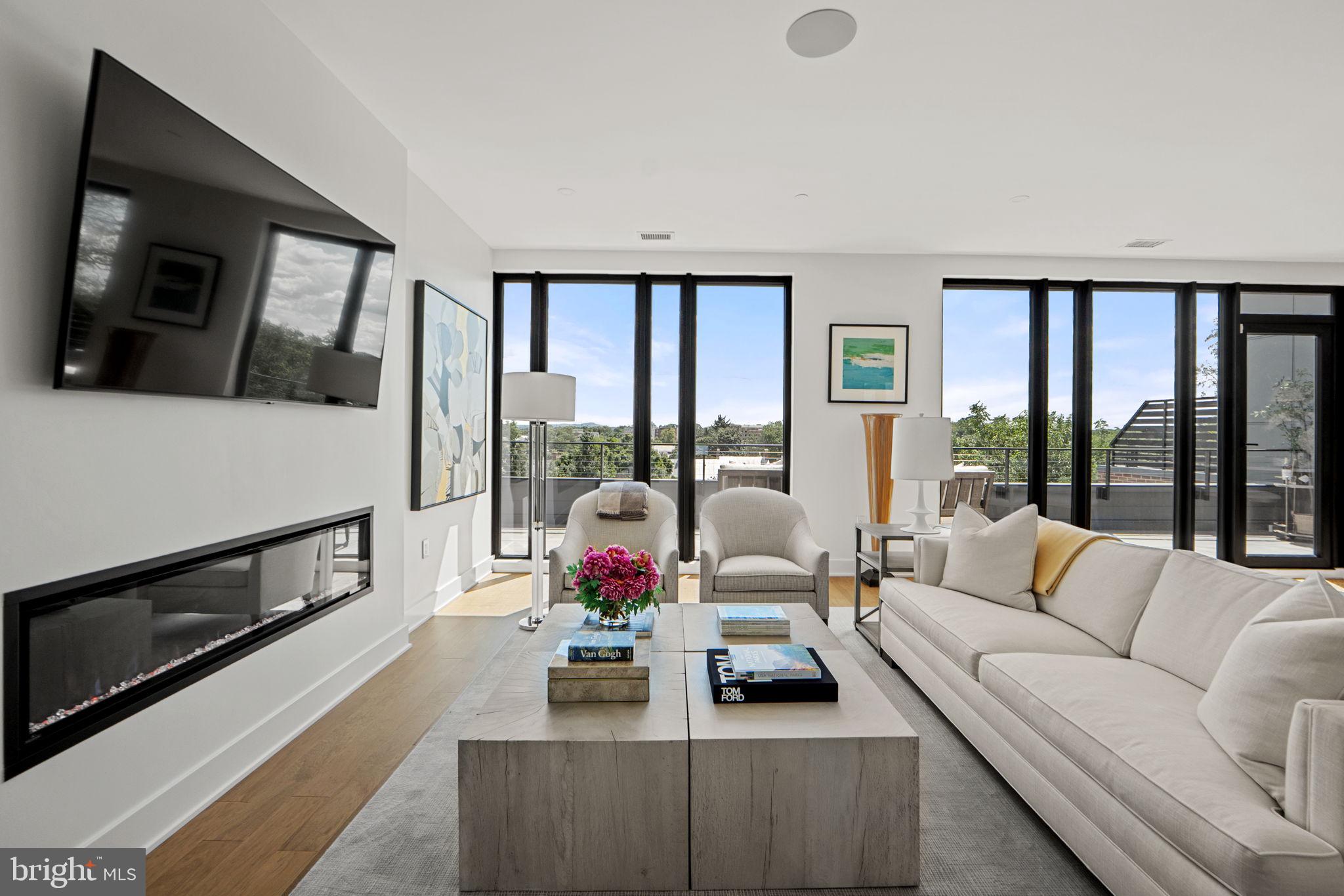 DOWNTOWN FREDERICK - Residential