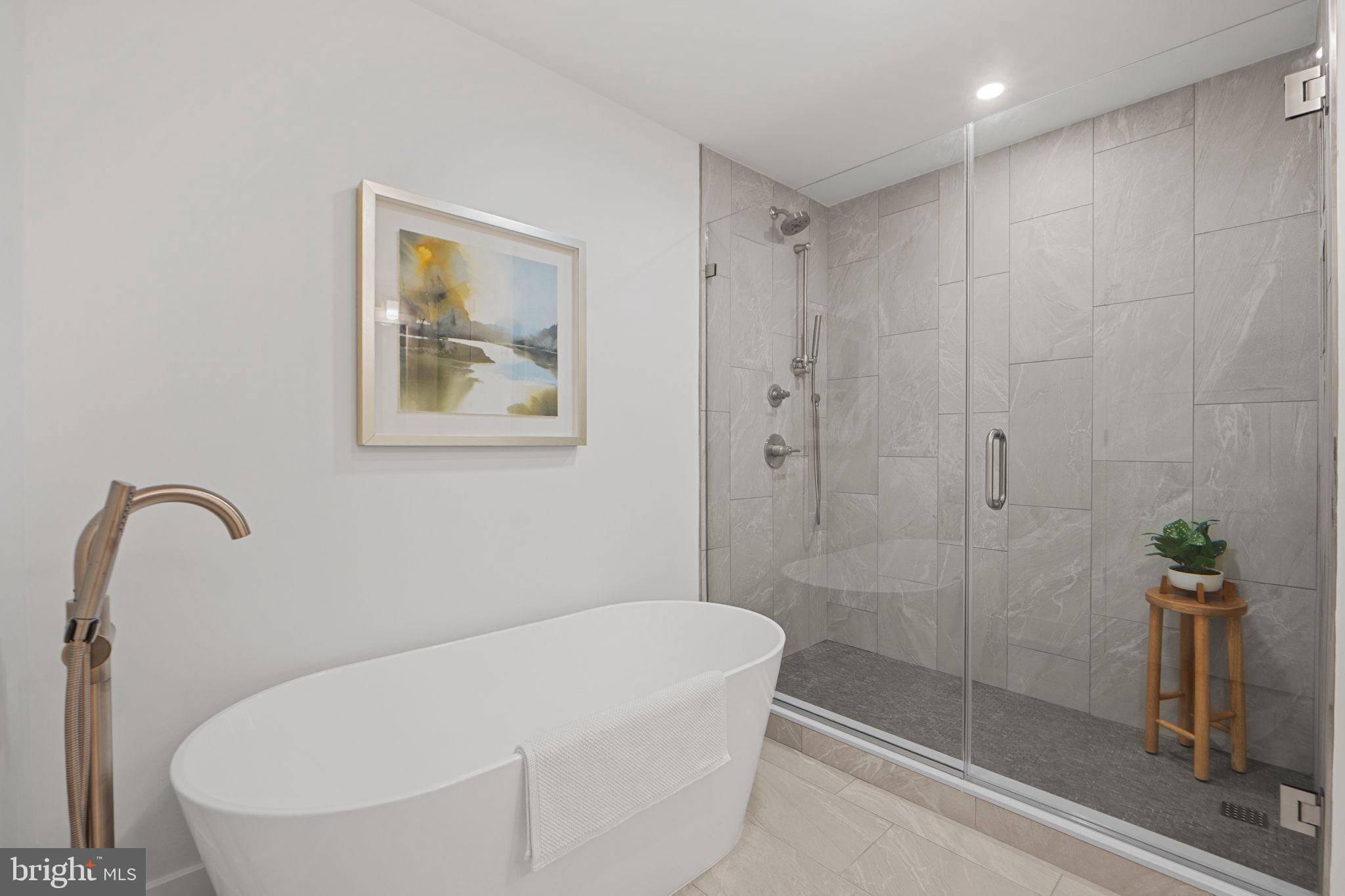 DOWNTOWN FREDERICK - Residential