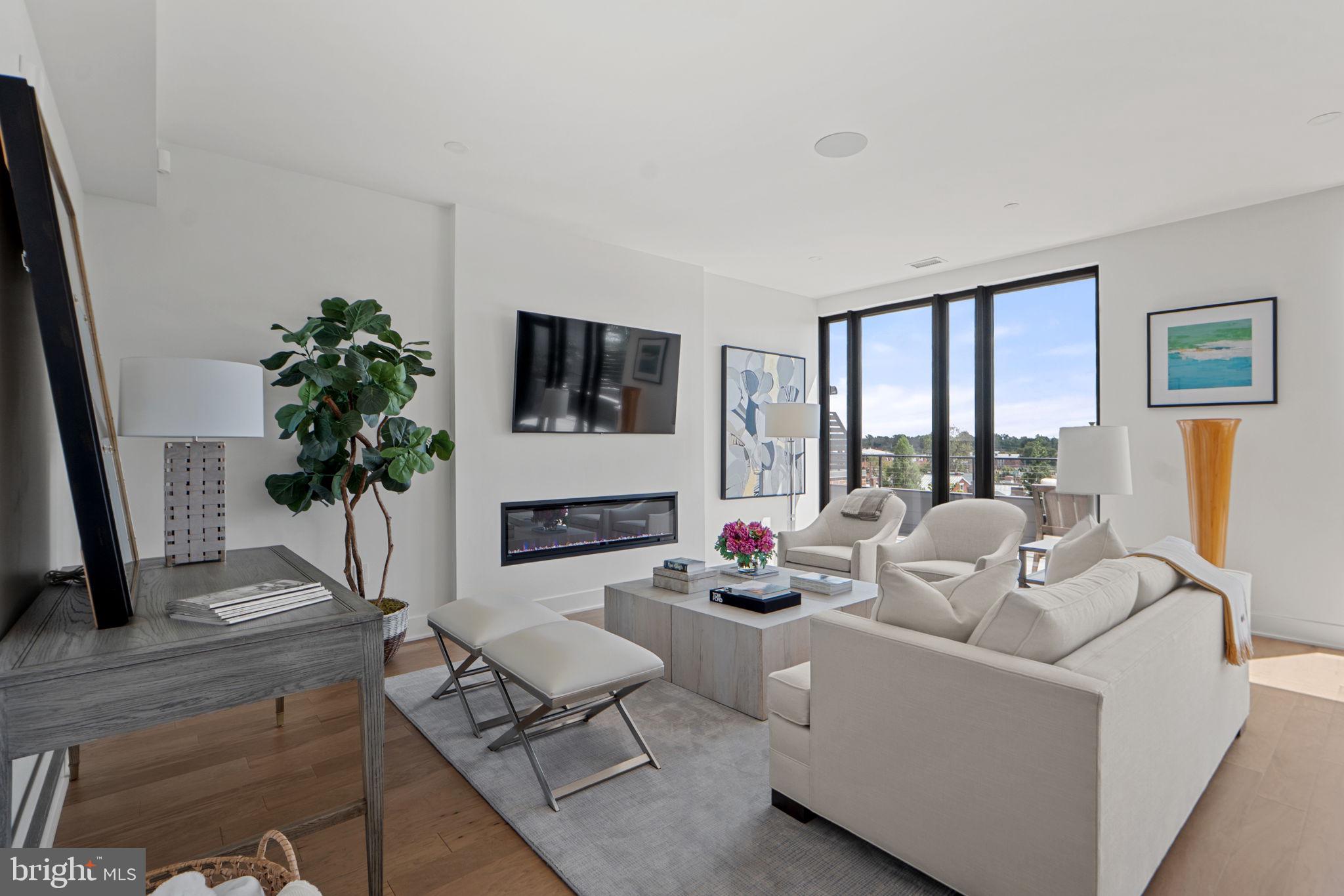 DOWNTOWN FREDERICK - Residential