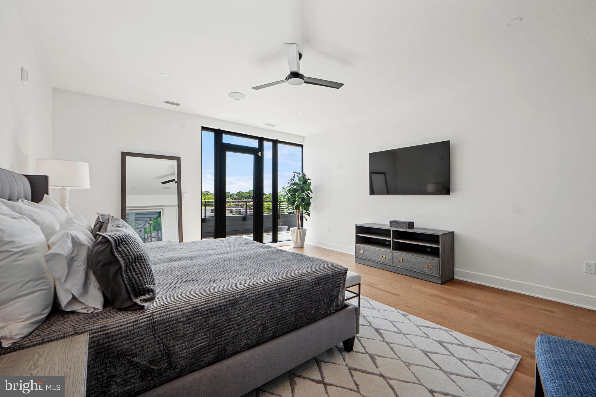 DOWNTOWN FREDERICK - Residential