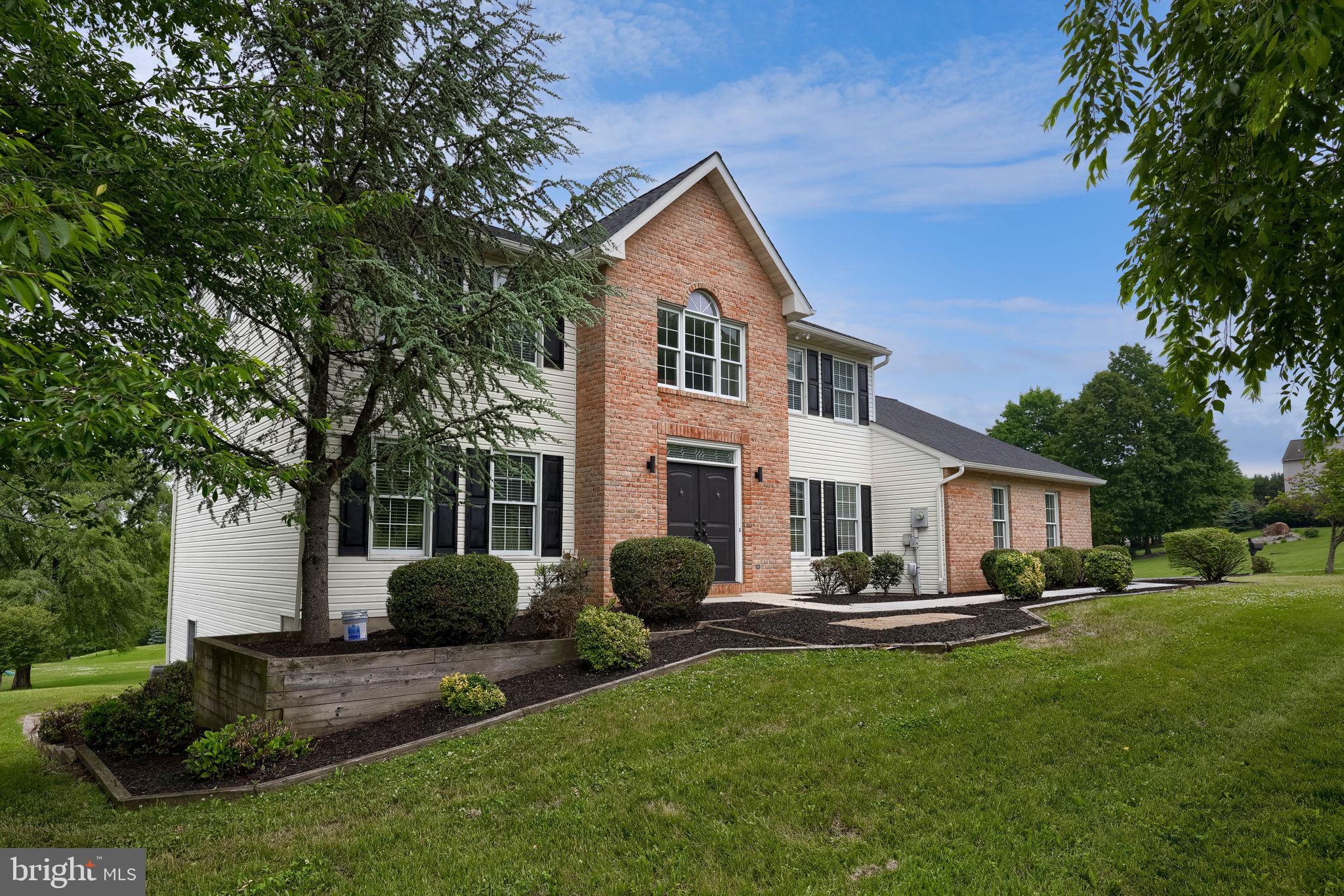 122 BEACON HILL ROAD