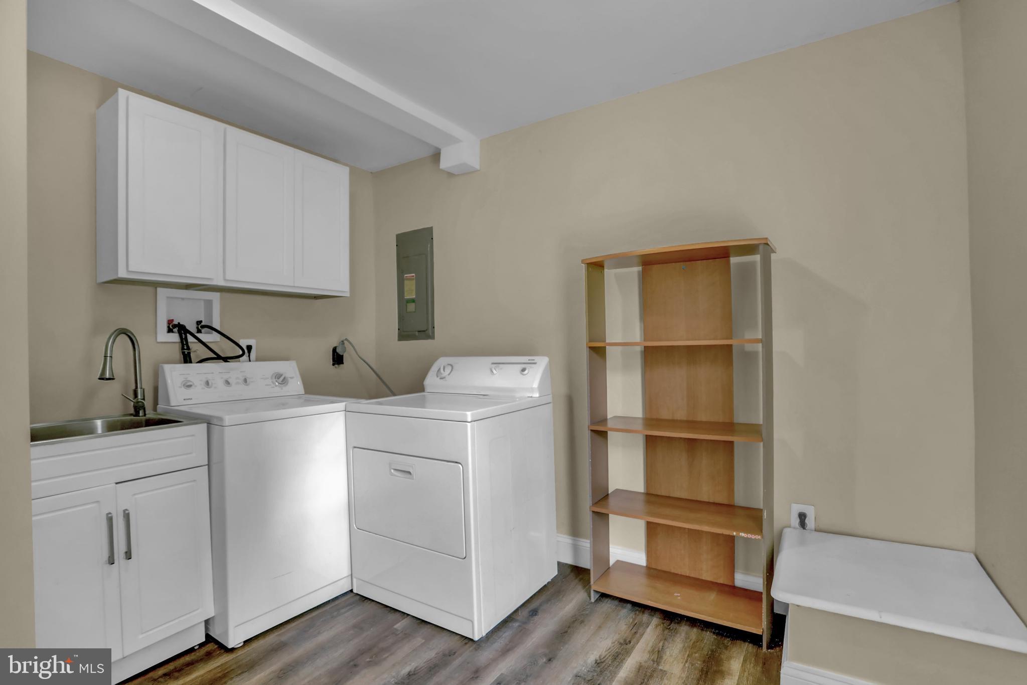 PERRYVALE - Residential Lease