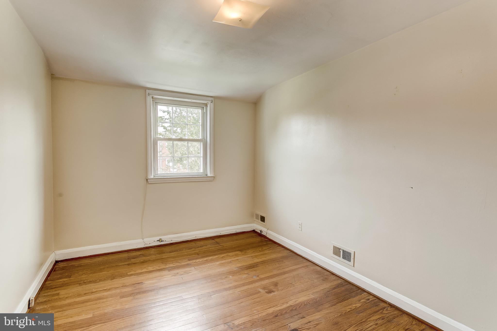 KNETTISHALL - Residential