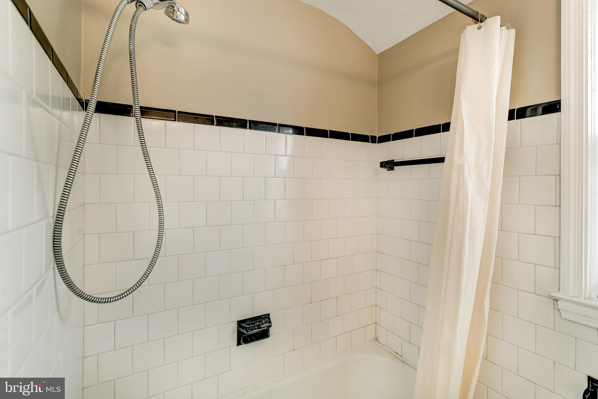 KNETTISHALL - Residential