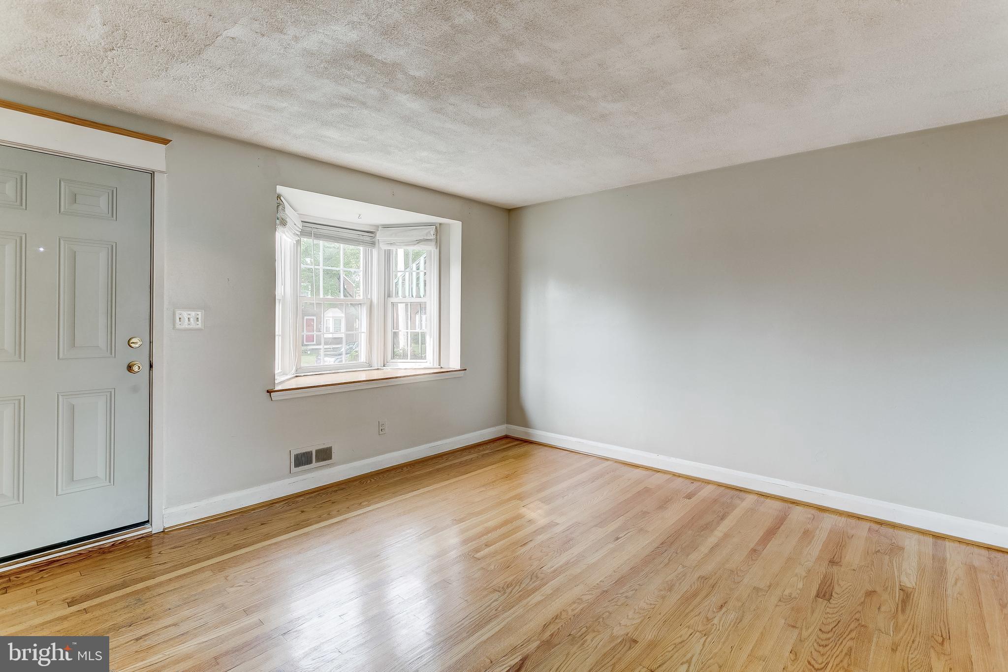 KNETTISHALL - Residential