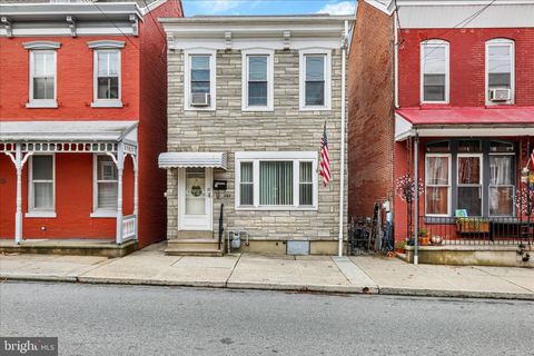 240 S 4TH STREET HAMBURG PA 19526