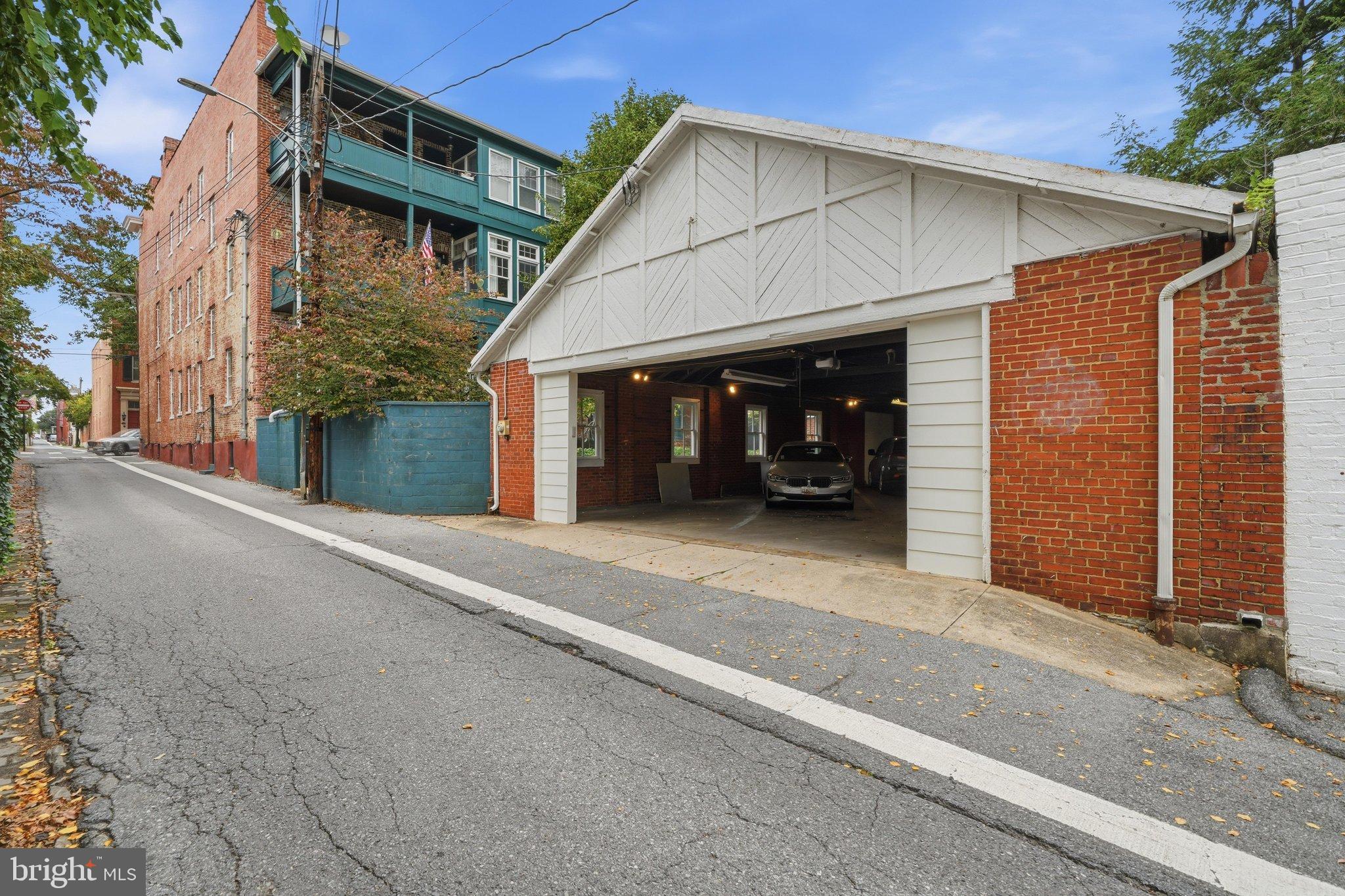 100 E 2ND STREET 1