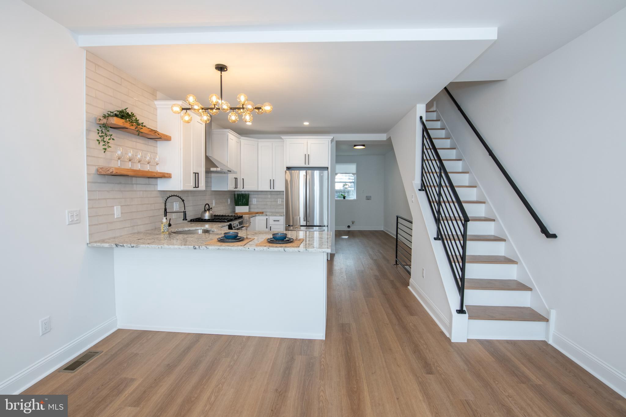 POINT BREEZE - Residential