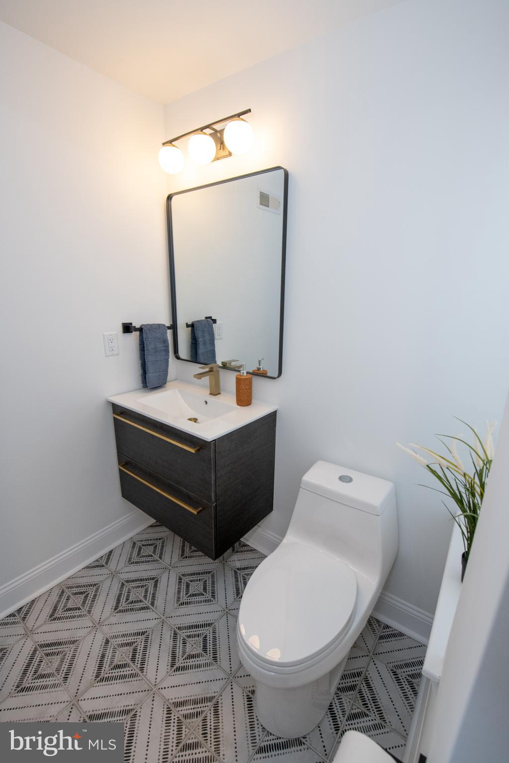 POINT BREEZE - Residential