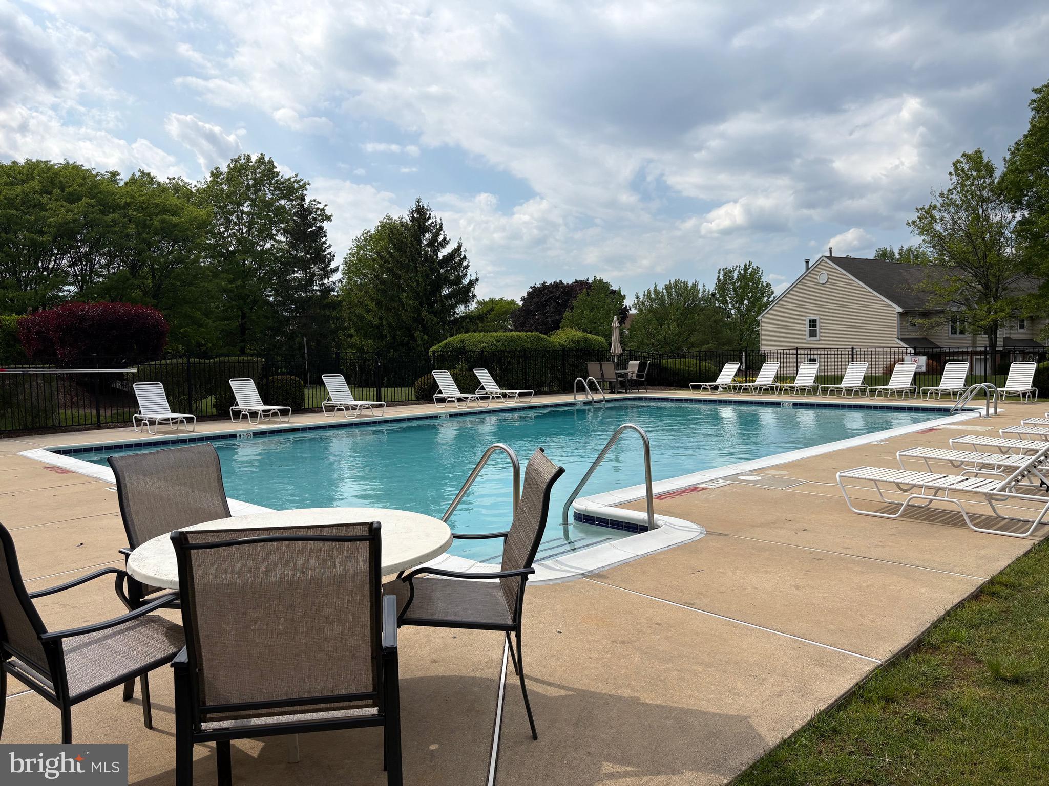 MONTGOMERY PLACE - Residential