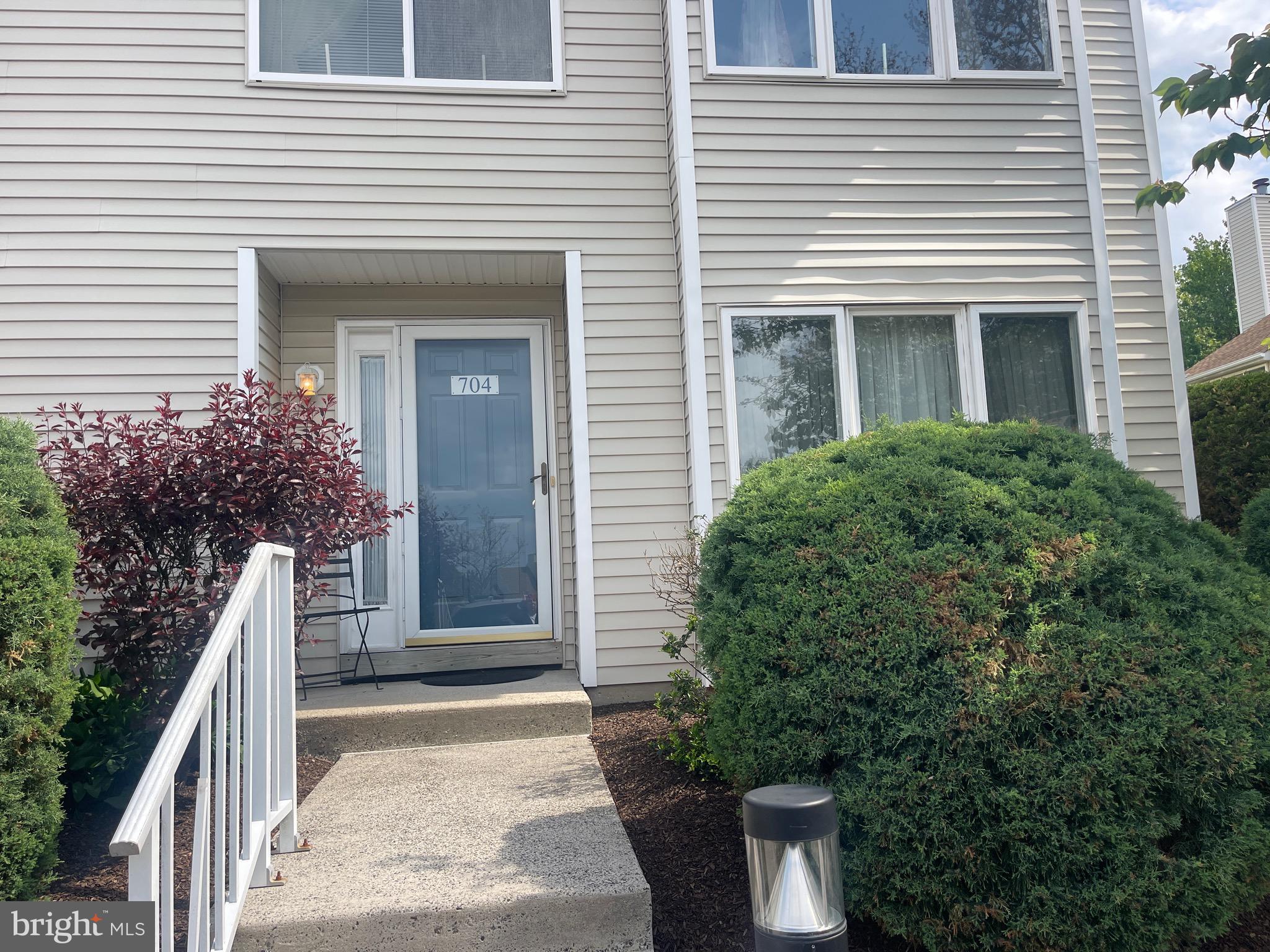 MONTGOMERY PLACE - Residential