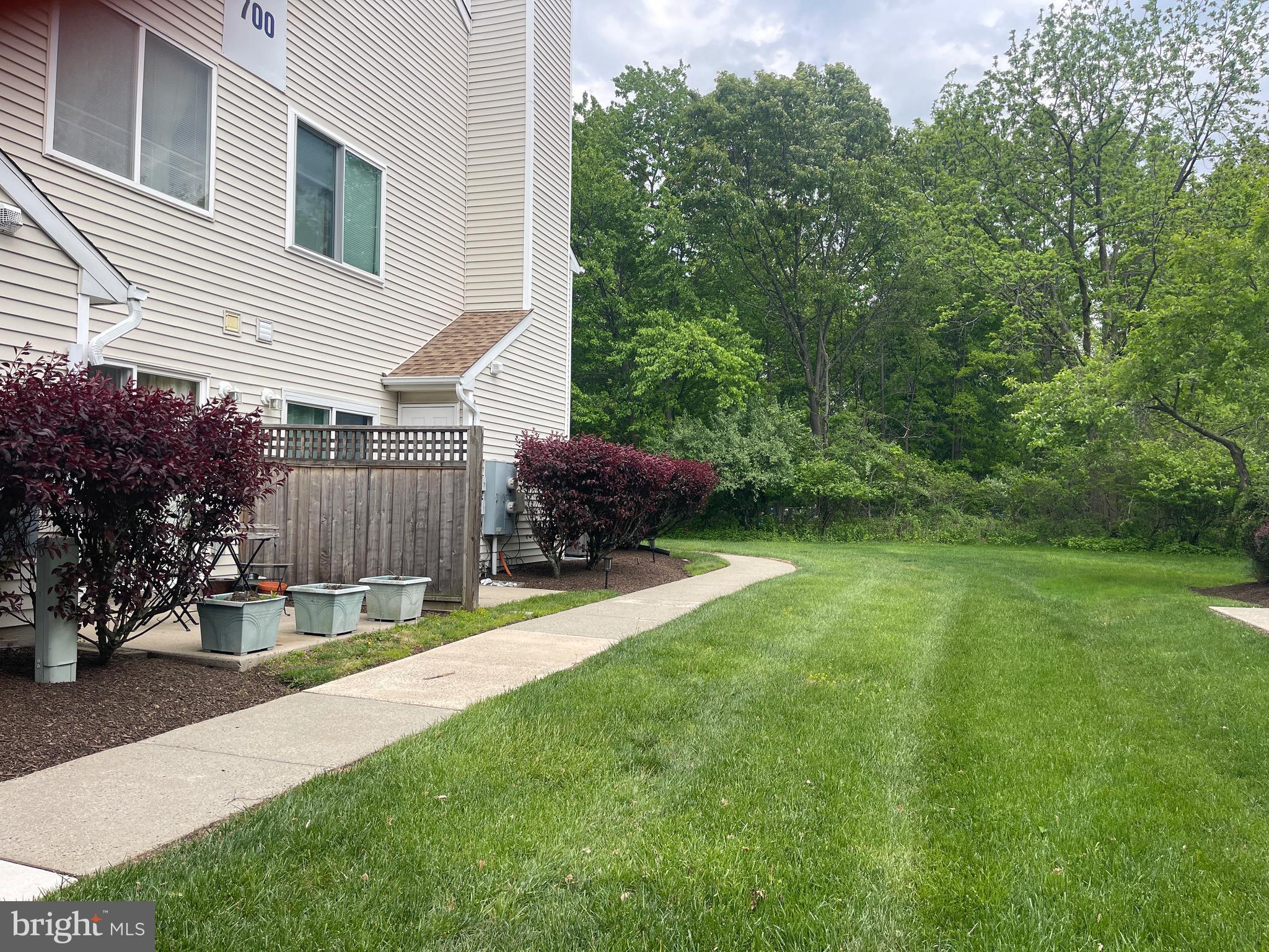 MONTGOMERY PLACE - Residential