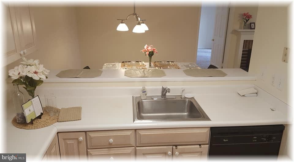 ENGLISH COUNTRY MANOR - Residential