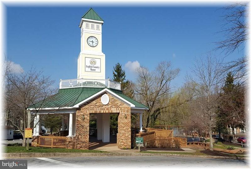 ENGLISH COUNTRY MANOR - Residential