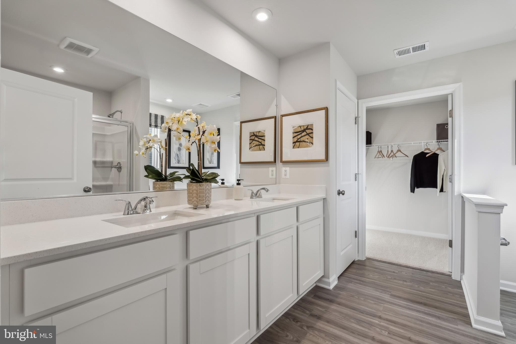 STONE SPRING - Residential