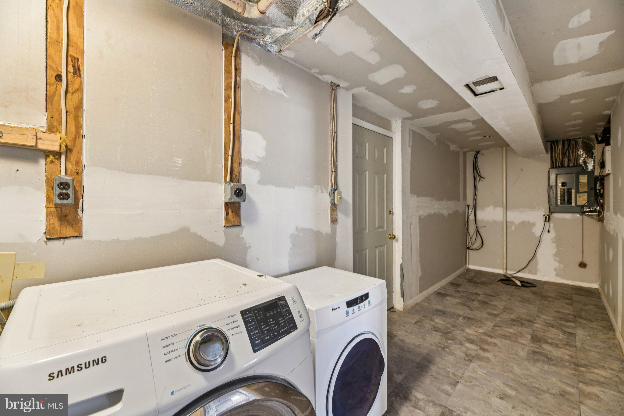 MARLBORO MEADOWS - Residential