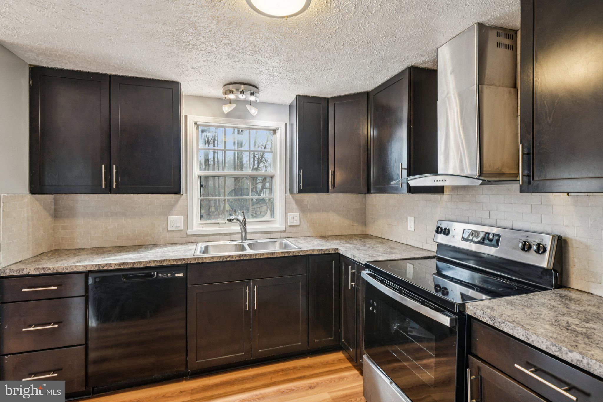 MARLBORO MEADOWS - Residential