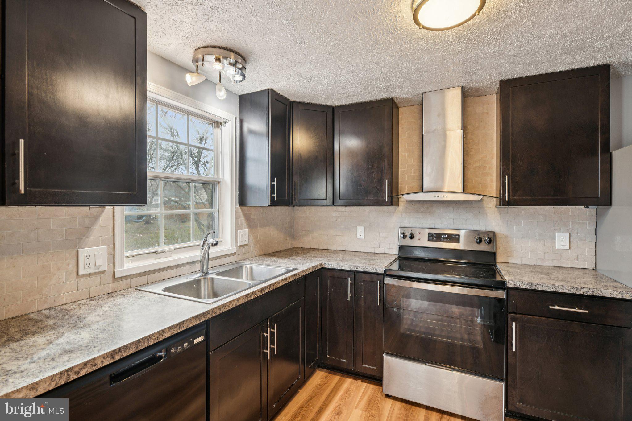 MARLBORO MEADOWS - Residential