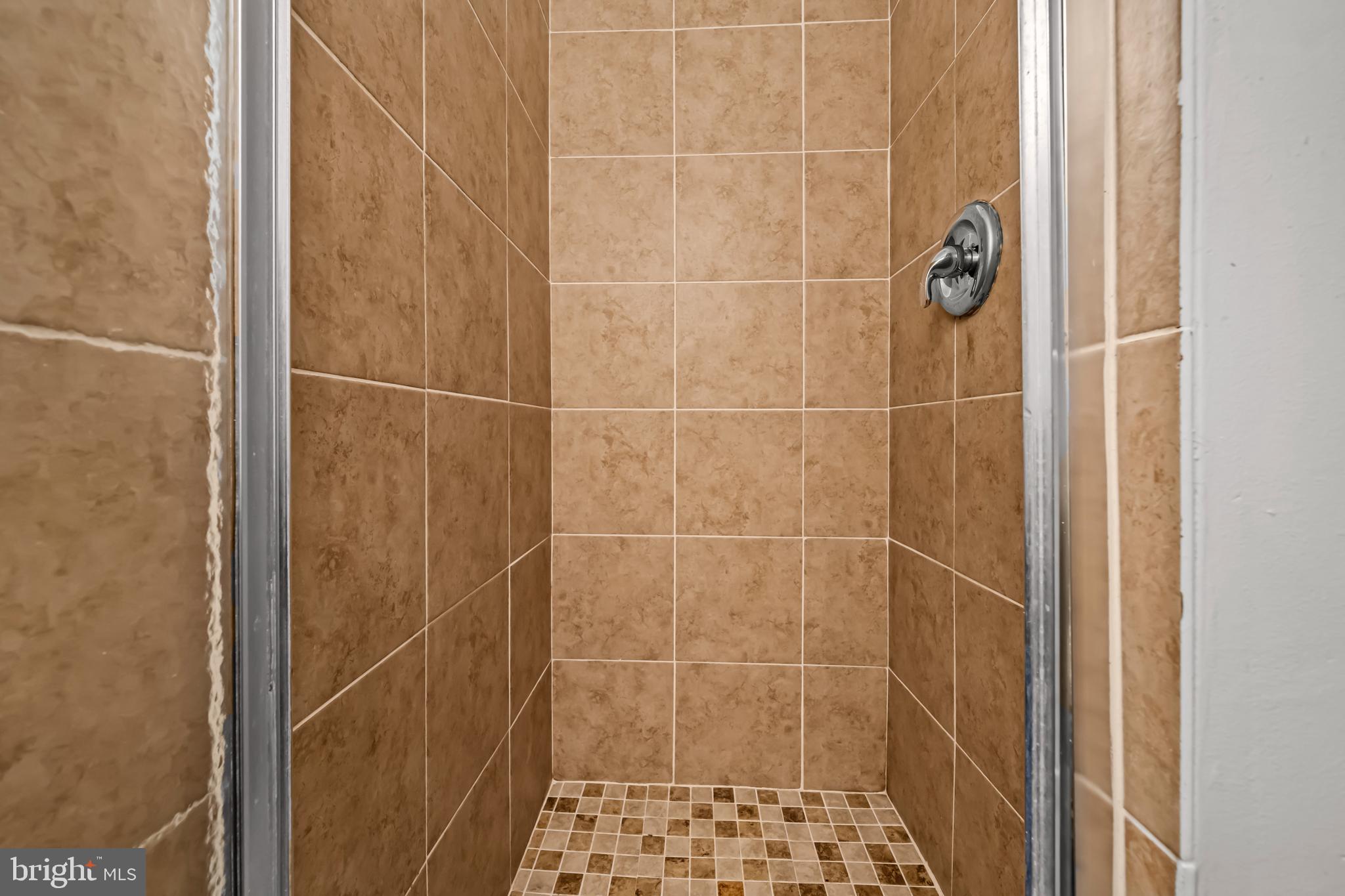 MARLBORO MEADOWS - Residential