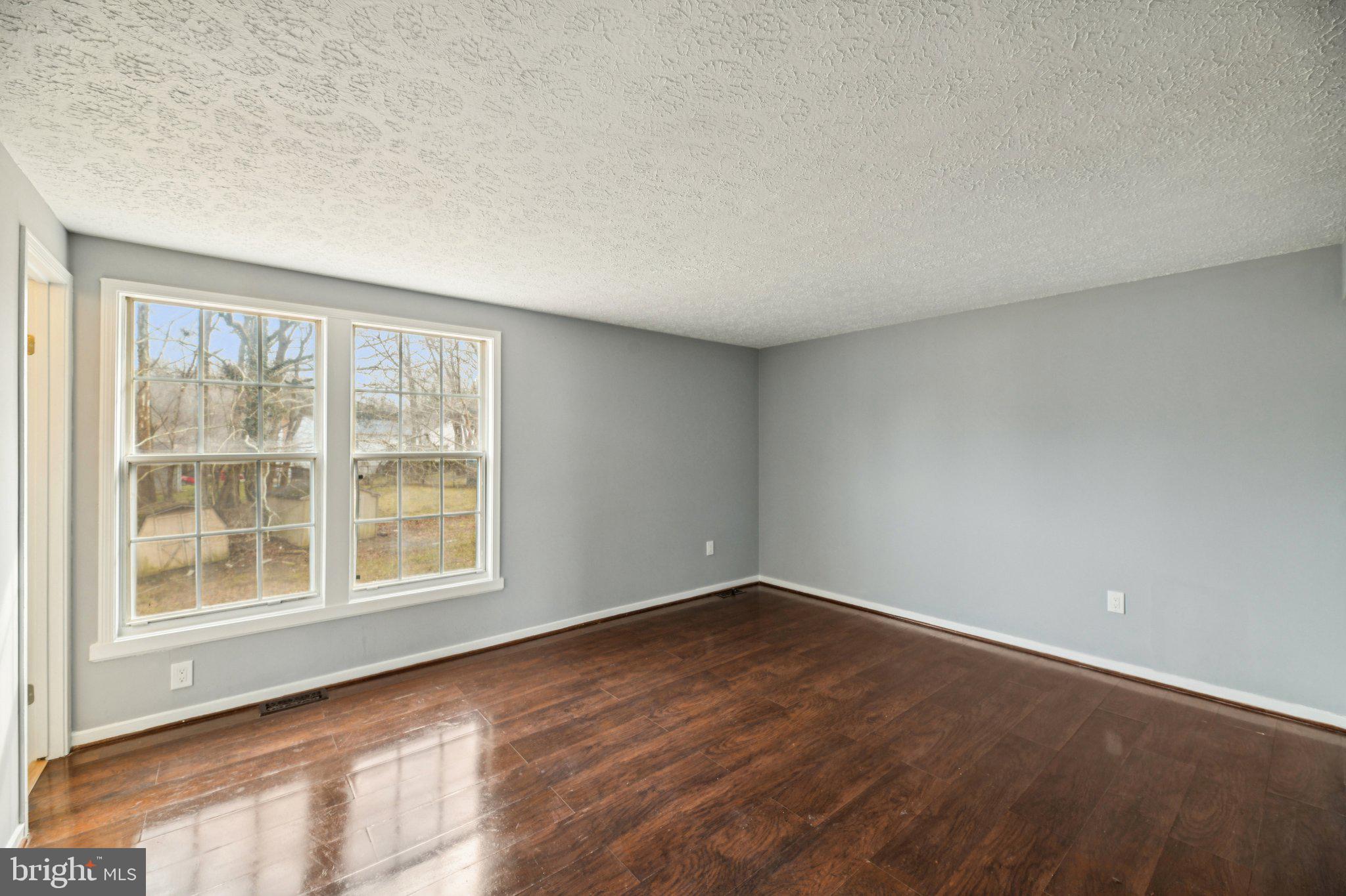 MARLBORO MEADOWS - Residential