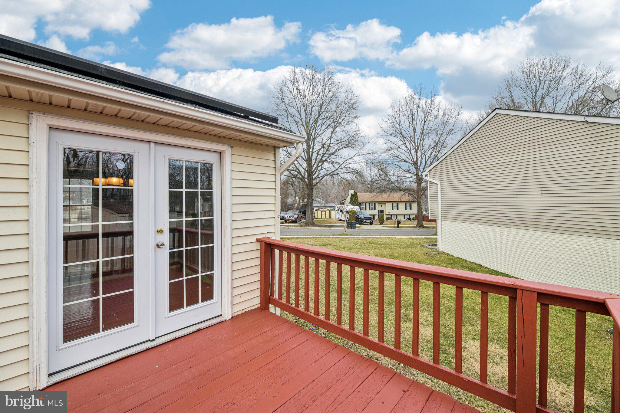 MARLBORO MEADOWS - Residential