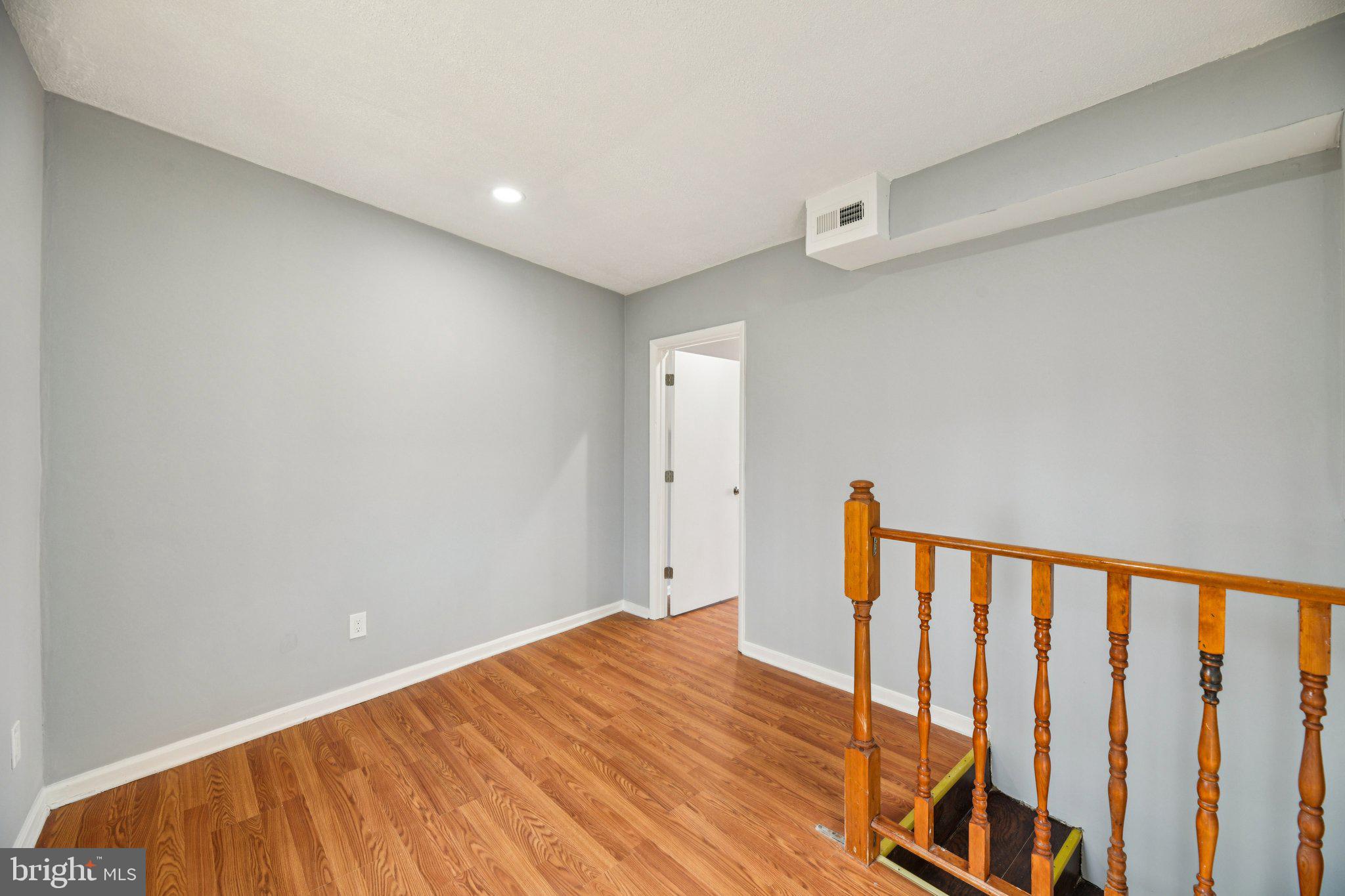 MARLBORO MEADOWS - Residential