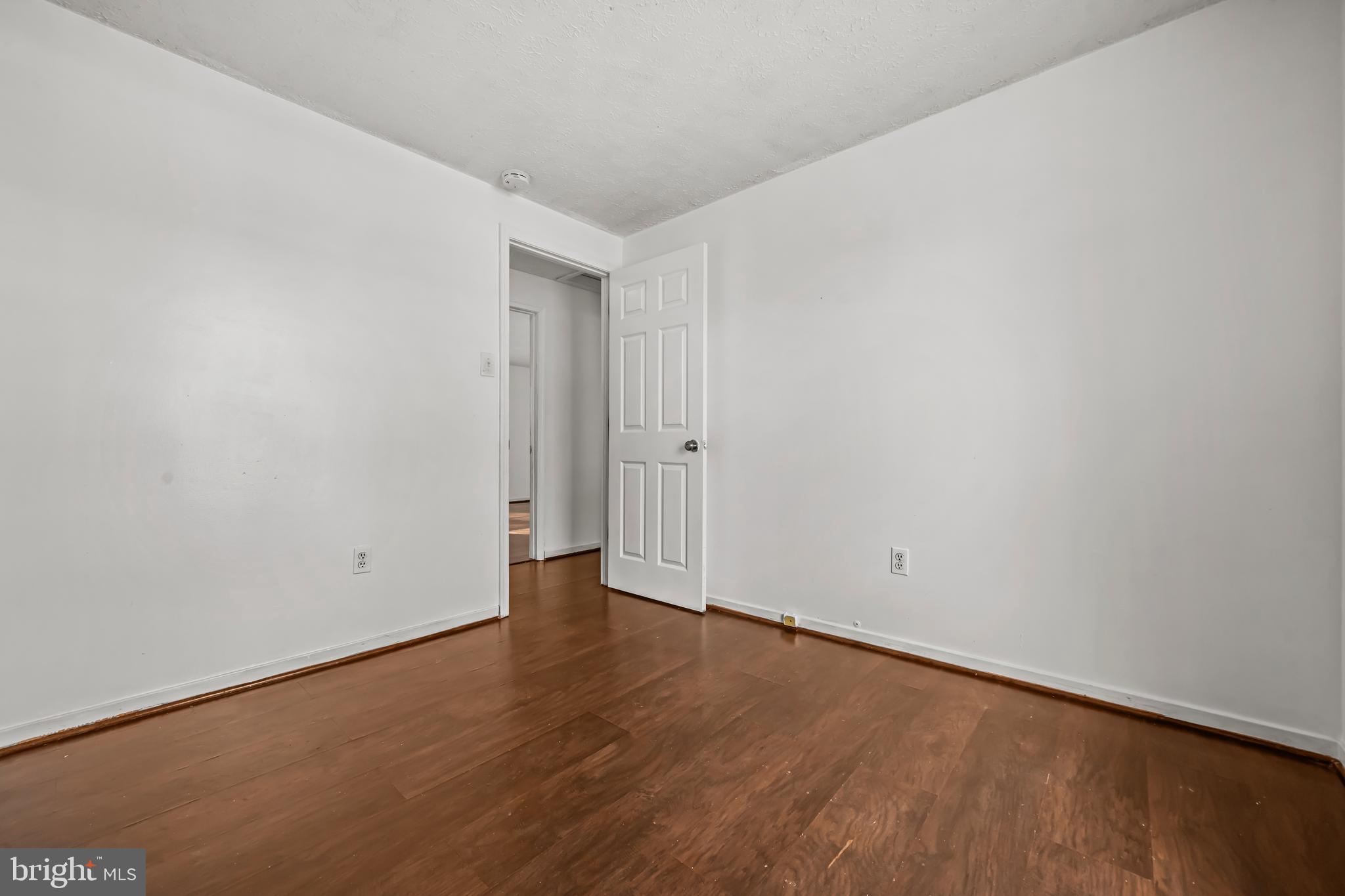 MARLBORO MEADOWS - Residential