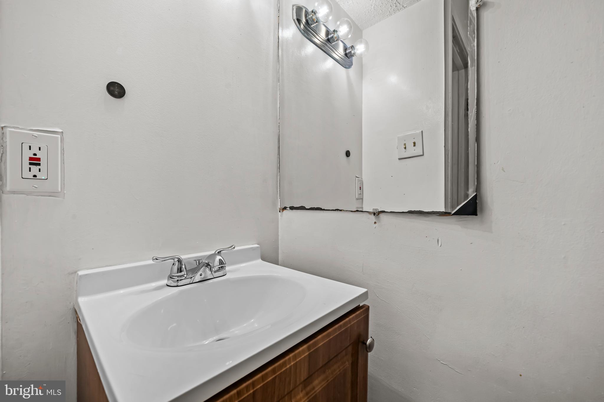 MARLBORO MEADOWS - Residential