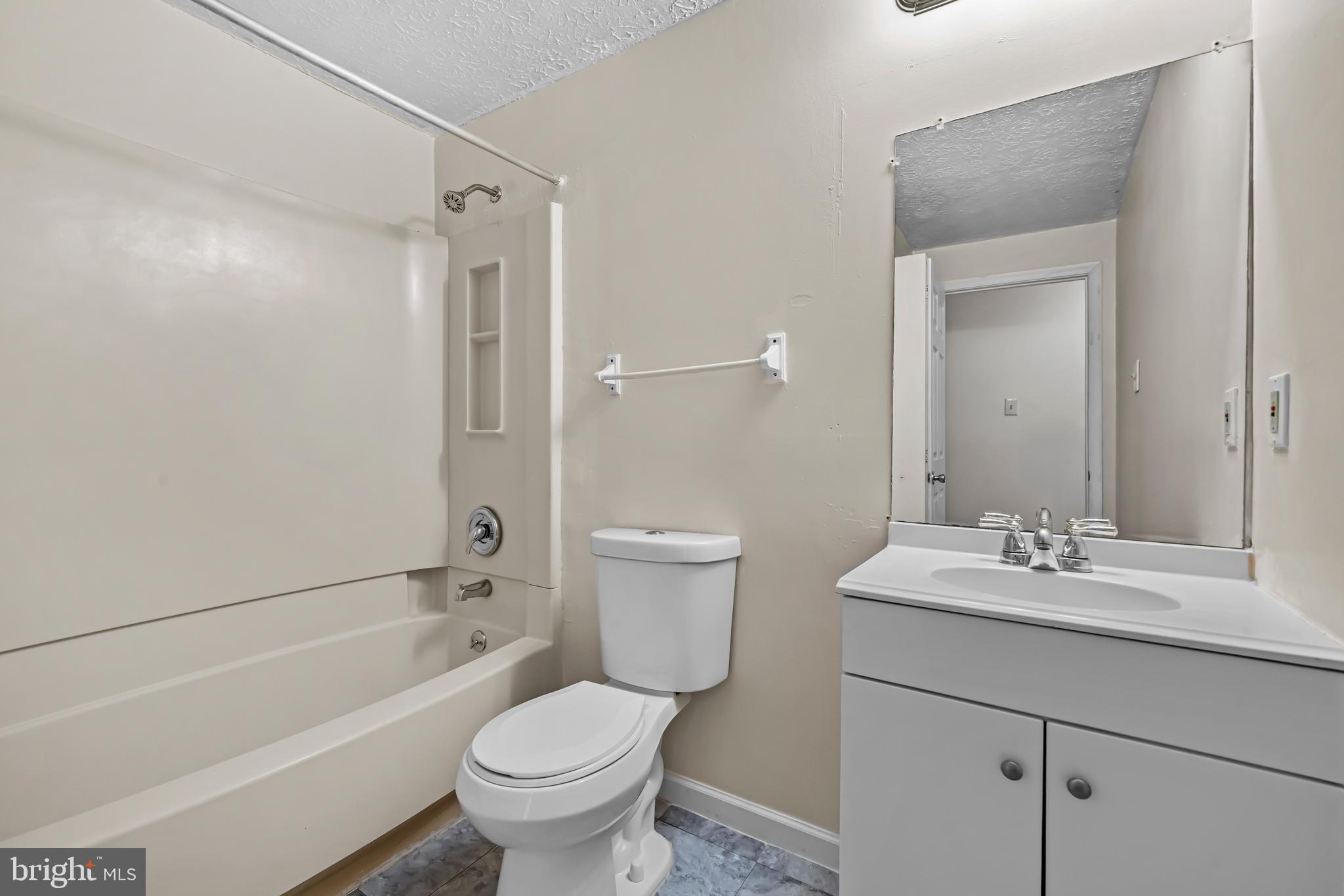 MARLBORO MEADOWS - Residential