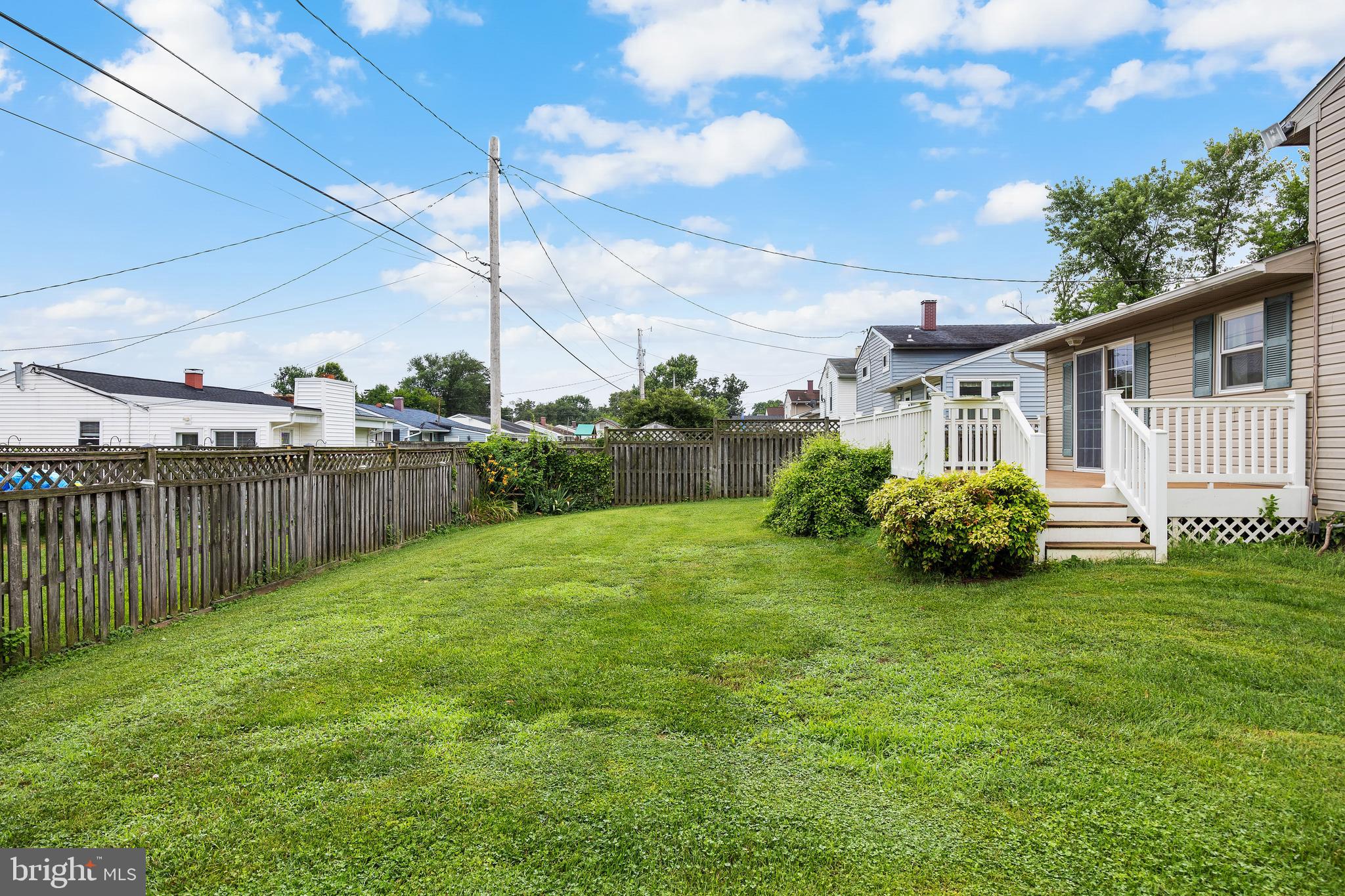 MUNROE GARDENS - Residential