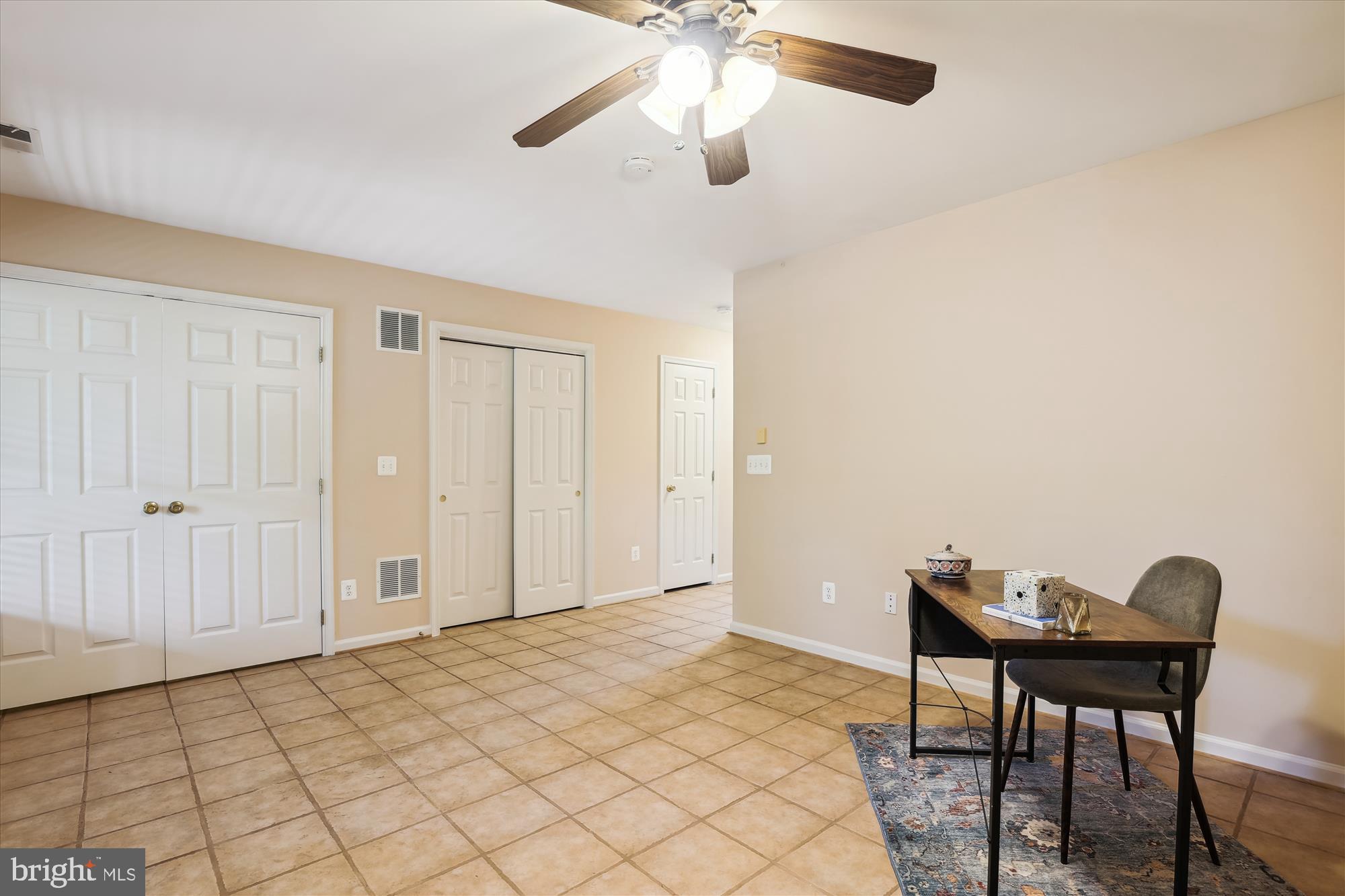 KINGSTOWNE - Residential